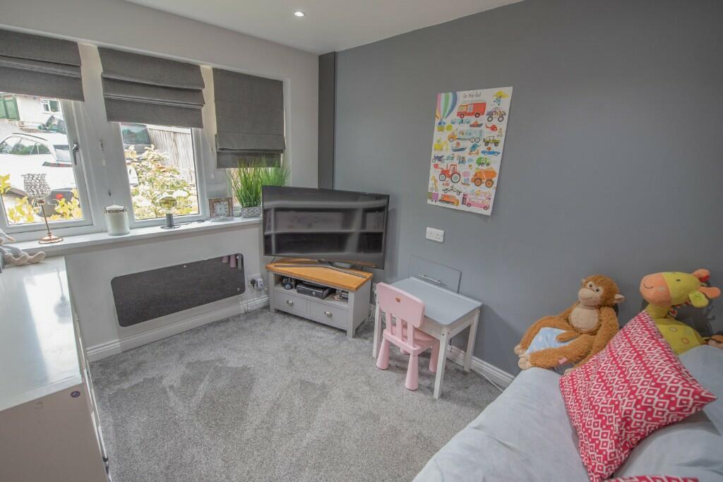 Additional property image - 3 Hall Court, Sutton-in-Craven BD20 7NF