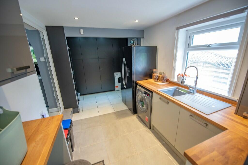 Additional property image - 3 Hall Court, Sutton-in-Craven BD20 7NF