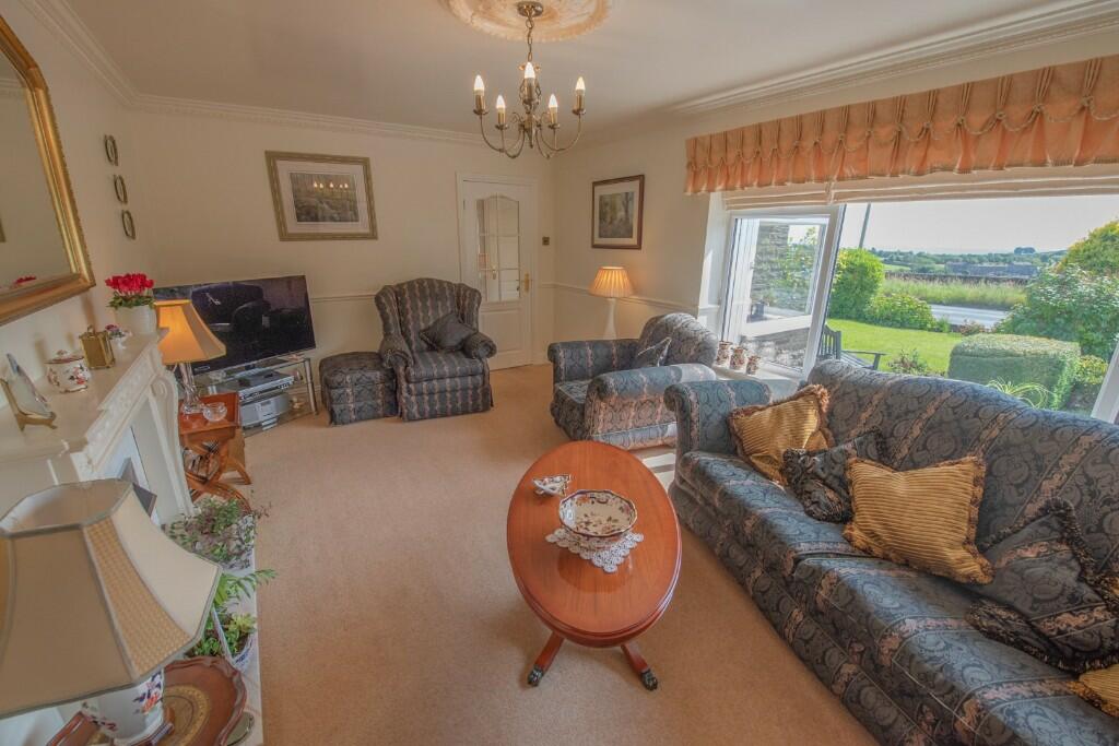 Additional property image - Dingle Bank, 105 Halifax Road, Denholme BD13 4EU