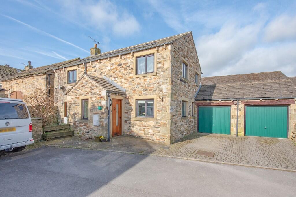 Main image of property: 5 Garth Fold, Cononley BD20 8NY
