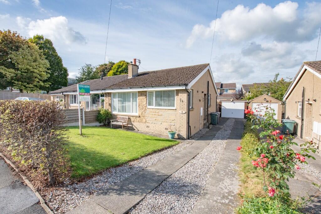 Main image of property: 3 Currer Walk, Steeton BD20 6TL