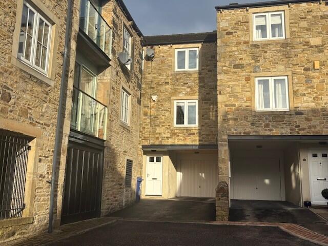 Main image of property: 18 Brindley Court, Skipton, BD23 2UW