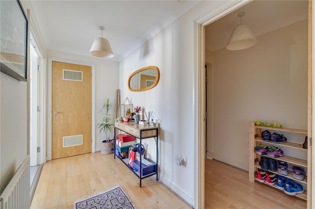 2 bedroom apartment for sale in The Square, Parsons Green Lane, London, SW6