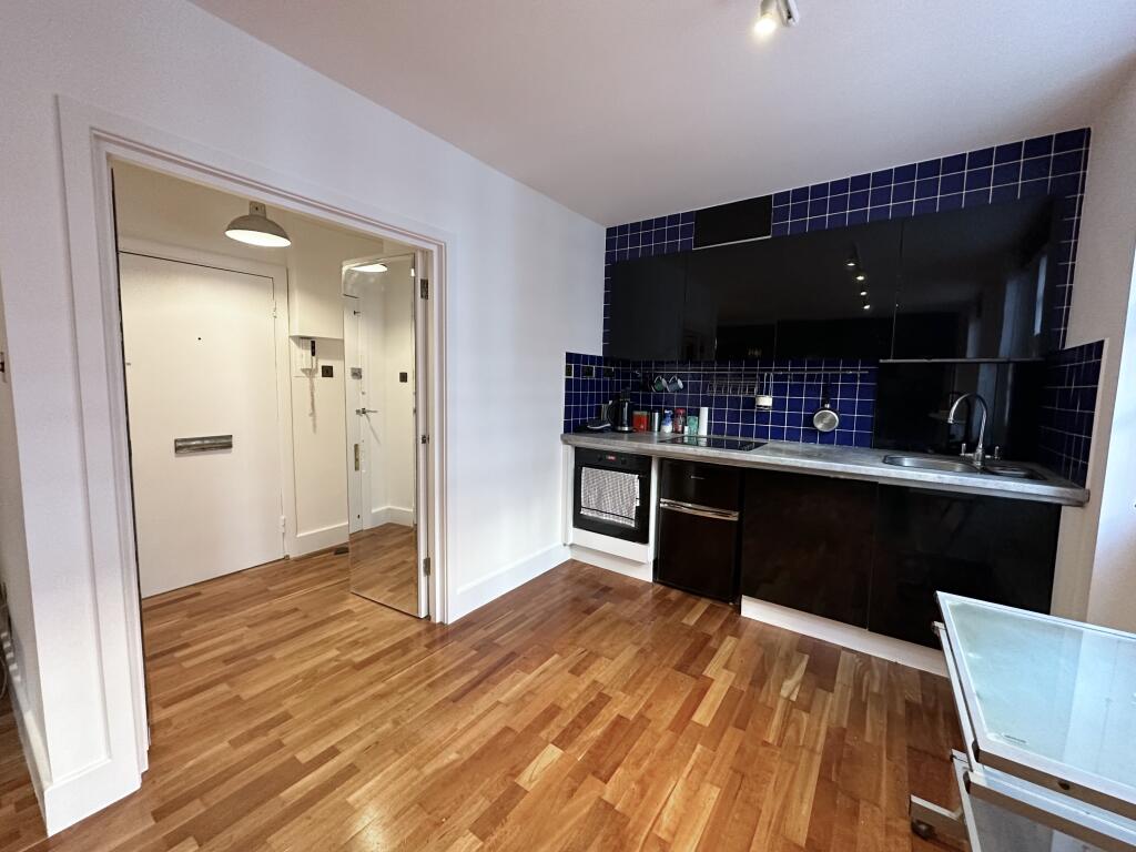 Studio apartment for sale in Jessel House, Page Street, Westminster