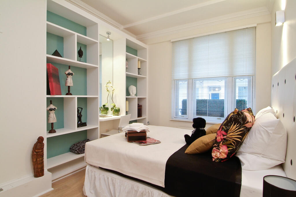Main image of property: Raeburn House, Gloucester Street, Pimlico, London, SW1V