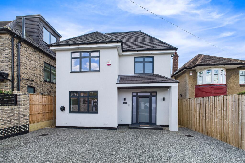 Main image of property: Cavendish Road, Barnet, EN5