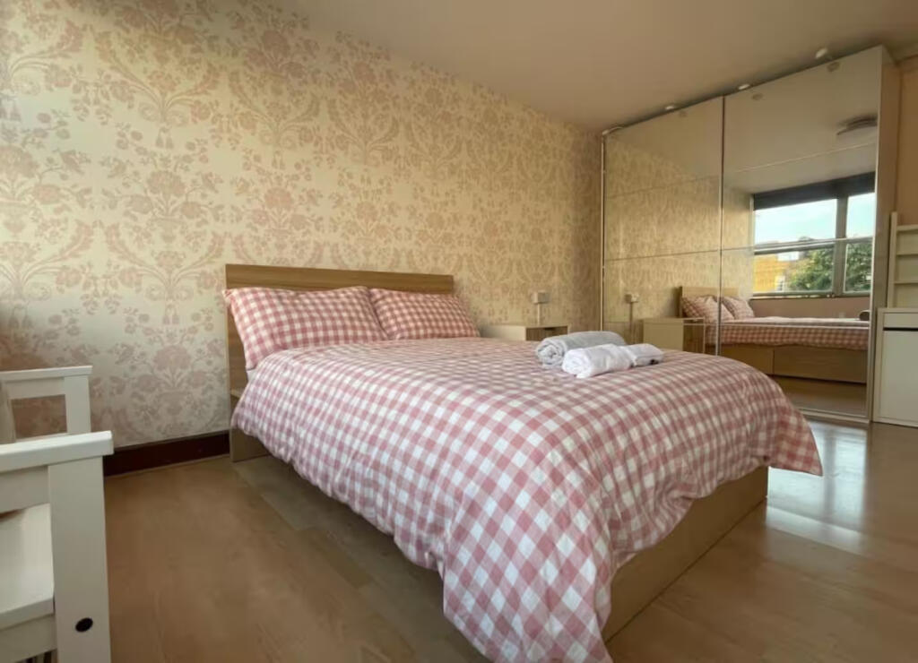 Main image of property: Rabbit Row, Notting Hill Gate, London, W8