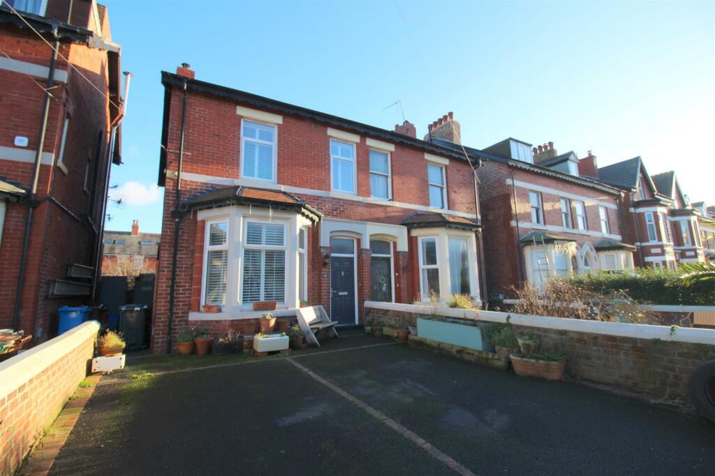 3 bedroom semidetached house for sale in Lightburne Avenue, Lytham St