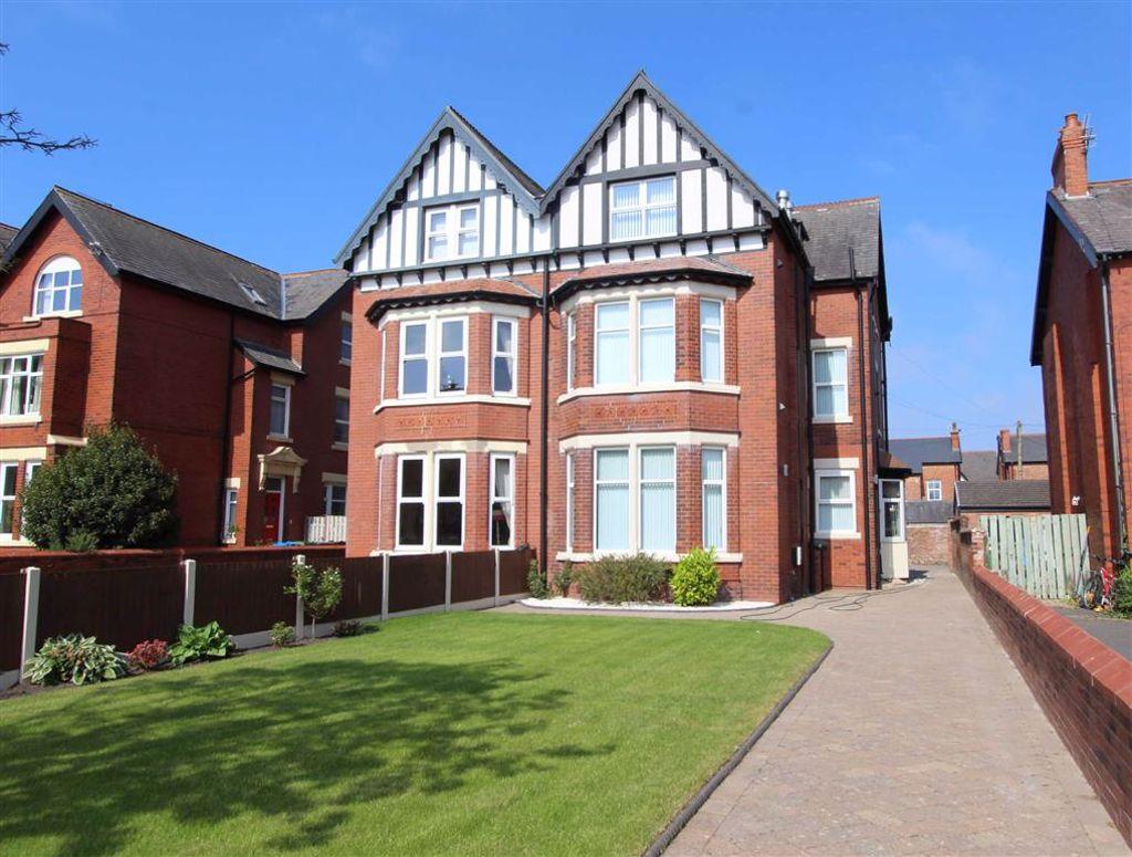 2 bedroom apartment for rent in Ansdell Road South, Lytham St. Annes