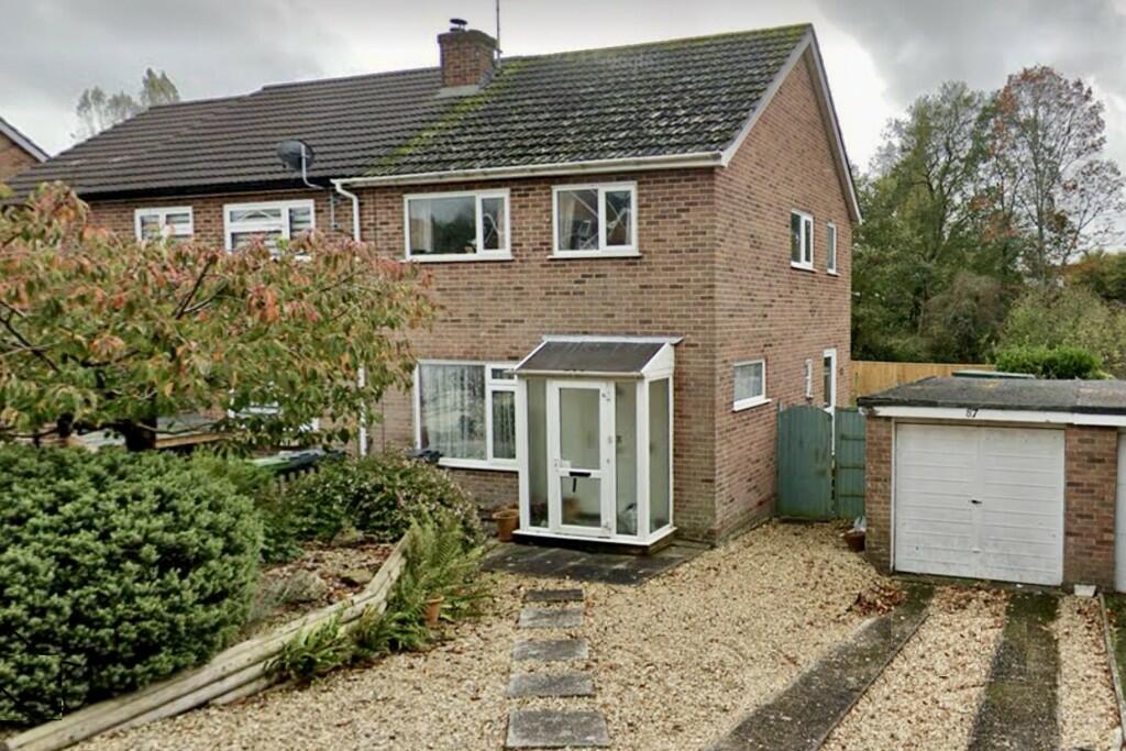 3 bedroom semidetached house for sale in Slade Close, Ottery St Mary, EX11