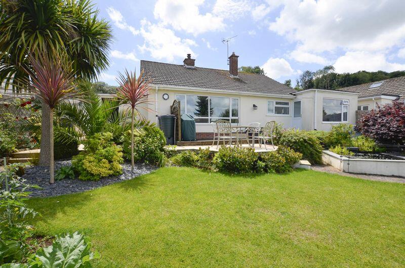 2 bedroom detached bungalow for sale in Brunel Road Broadsands Paignton, TQ4