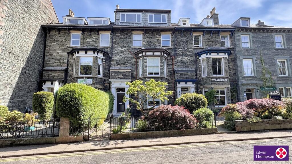 Main image of property: 7e St Johns Terrace, Ambleside Road, Keswick, CA12