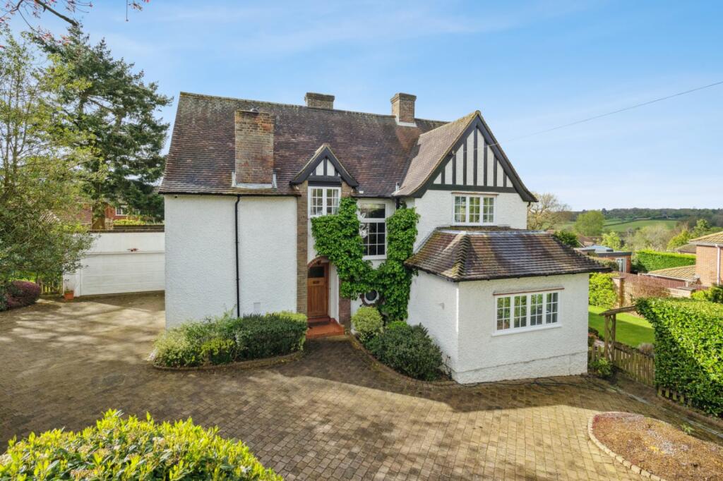 Main image of property: Misbourne Avenue, Chalfont St Peter, Buckinghamshire