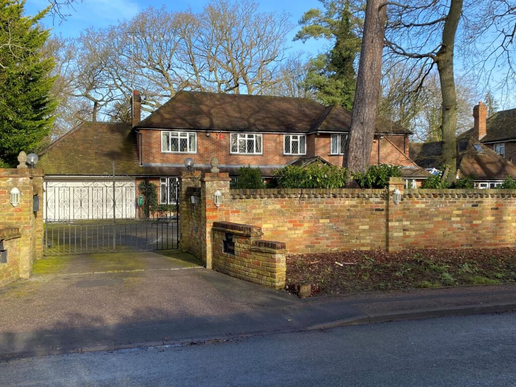 Main image of property: Templewood Lane, Farnham Common, Buckinghamshire