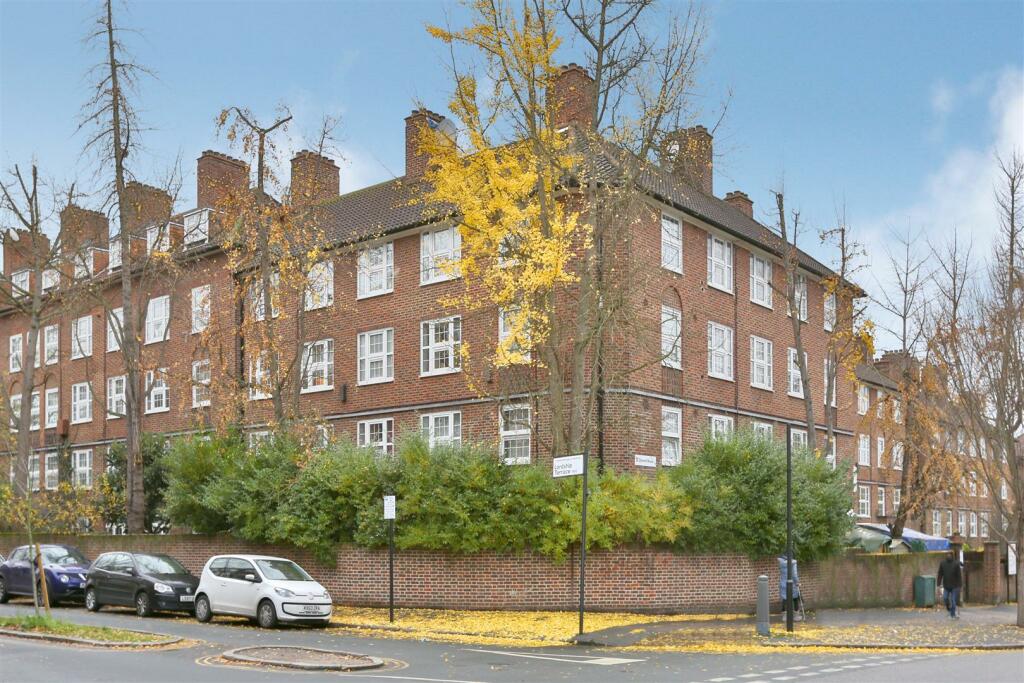 1 bedroom flat for sale in Lordship Road, Stoke Newington, N16
