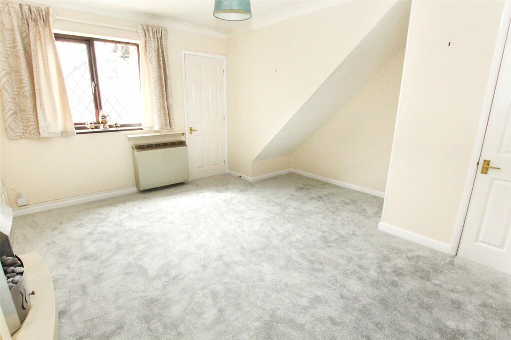 2 bedroom terraced house for sale in Stanley Court, Midsomer Norton
