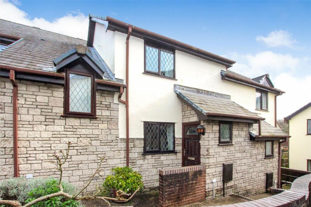 2 bedroom terraced house for sale in Stanley Court, Midsomer Norton