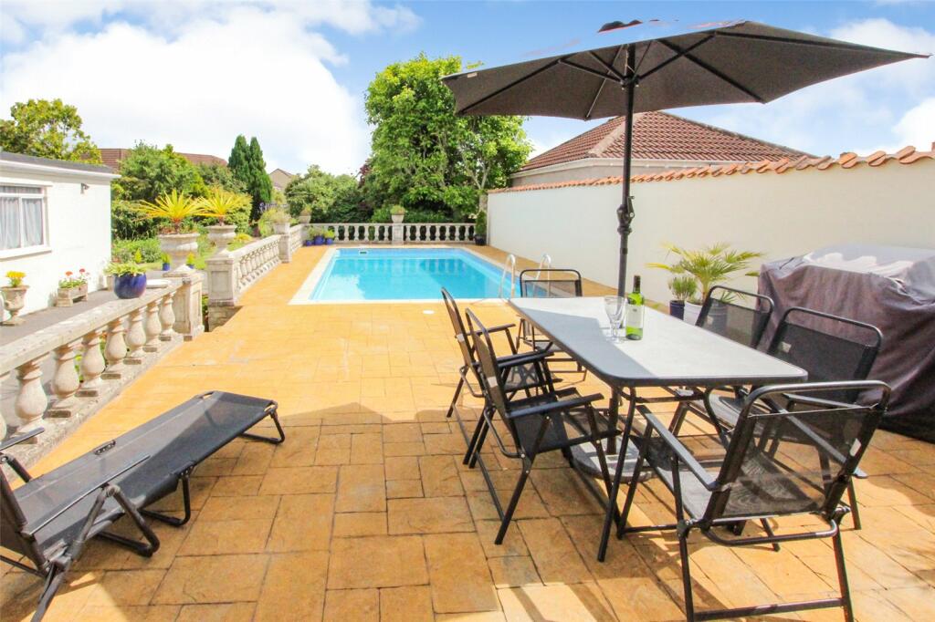 5 bedroom bungalow for sale in Wells Road, Westfield, Radstock