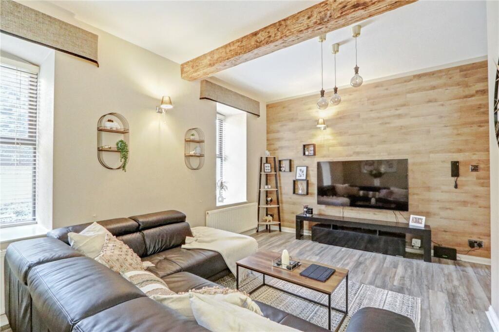 2 bedroom flat for sale in Durham Road, Houghton Le Spring, Tyne and