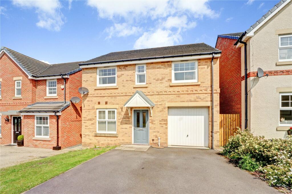4 bedroom detached house for sale in Wolsingham, Houghton Le Spring, Tyne and Wear, DH4