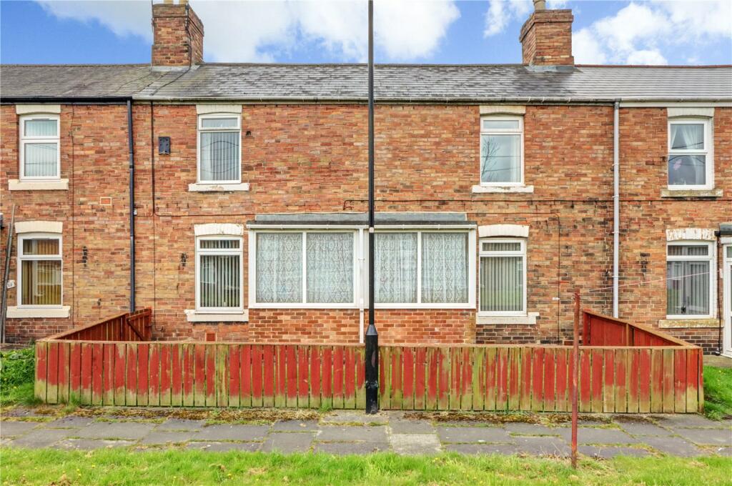 4 bedroom terraced house for sale in Fairy Street, HettonleHole