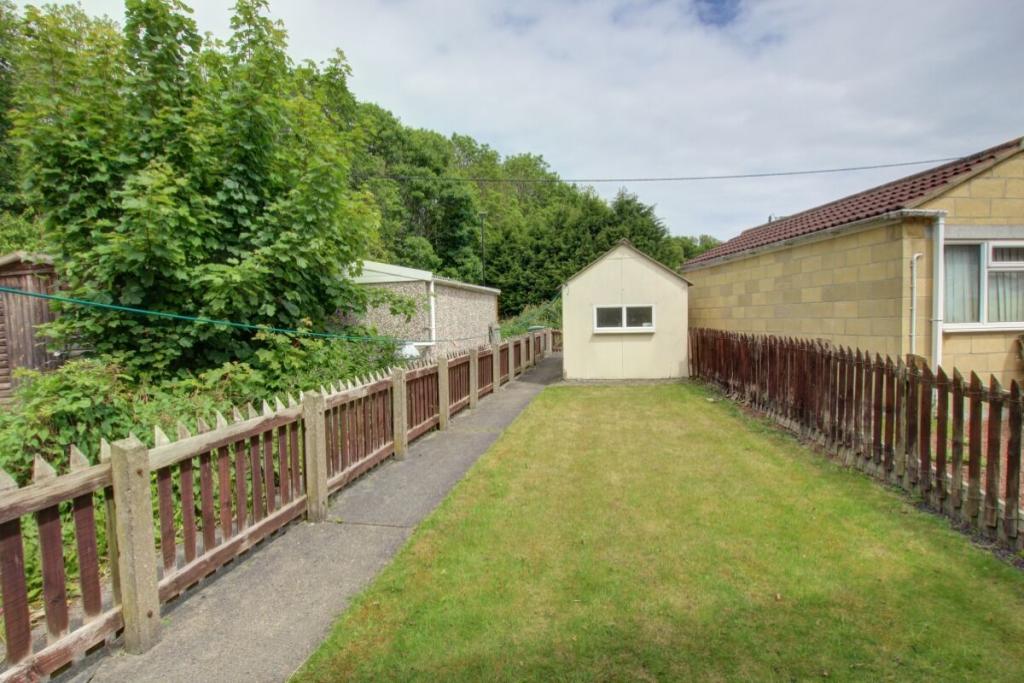 2 bedroom terraced house for sale in Springwell Terrace, HettonLeHole