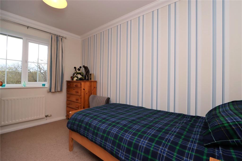 4 bedroom detached house for sale in Oakwell Court, Hamsterley Colliery