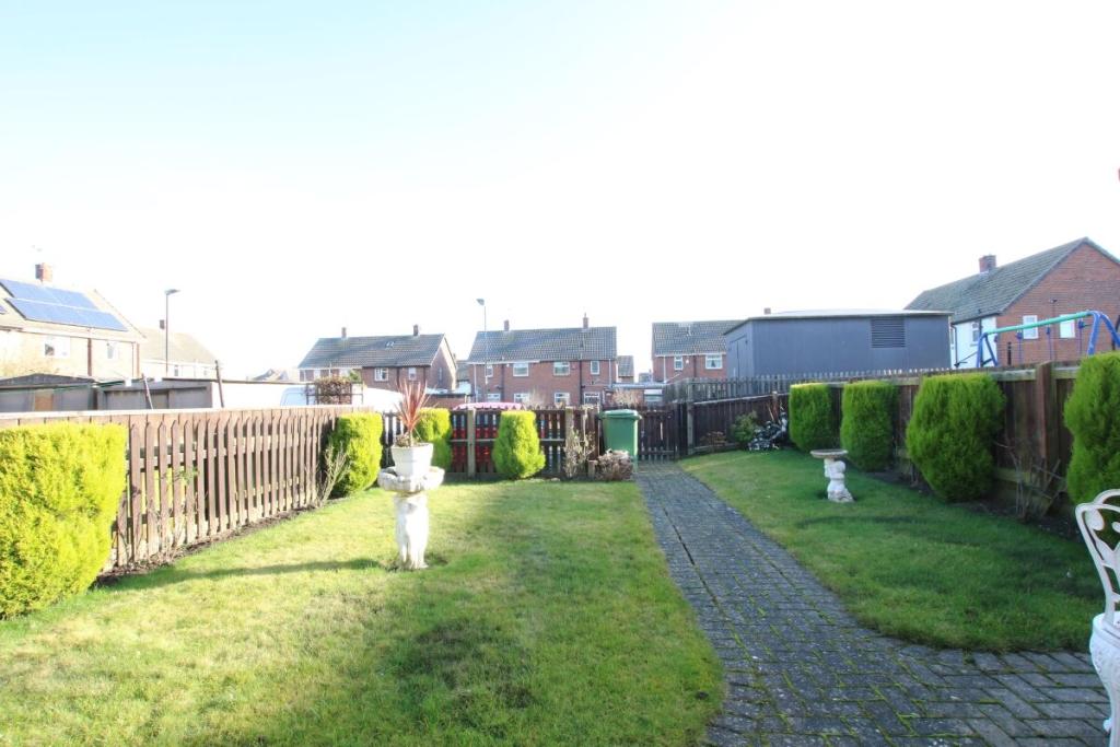 2 bedroom semidetached house for sale in Coach Road Estate, Washington