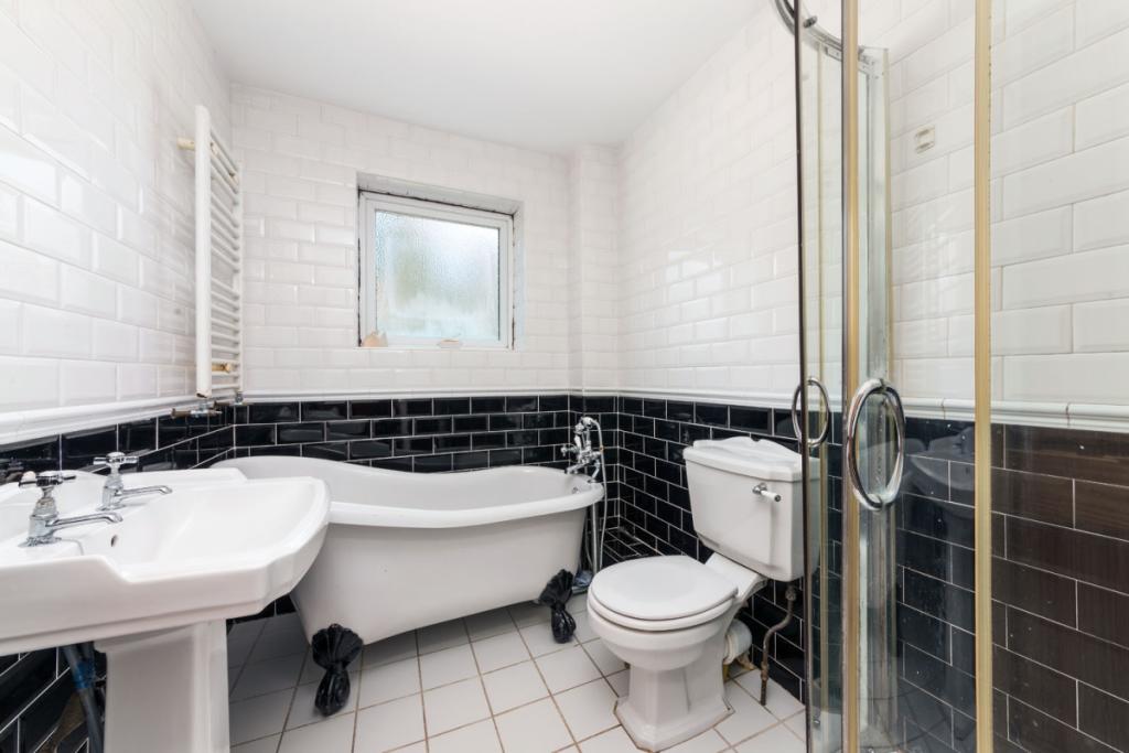 3 bedroom terraced house for sale in Whorlton Hall Cottages, Newcastle