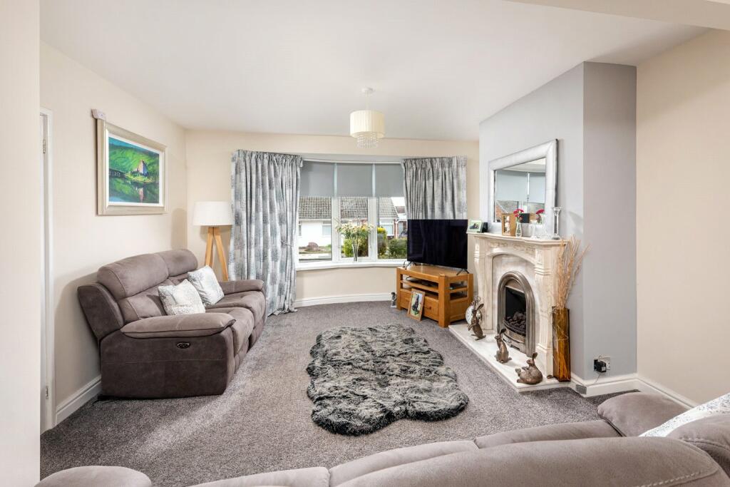 4 bedroom semidetached house for sale in Ashdale Crescent, Newcastle