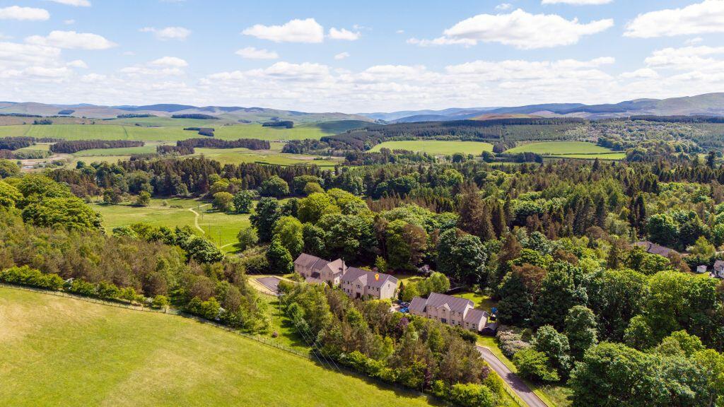 Main image of property: Glenvale, 1B Roberton Mains, Dolphinton, West Linton, EH46 7AB