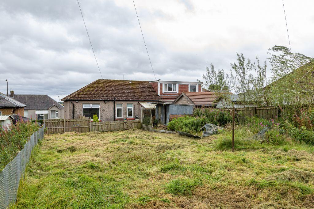 2 bedroom semidetached bungalow for sale in 42 Harthill Road