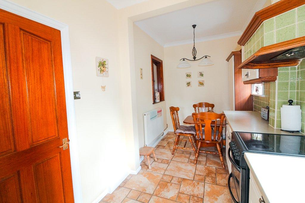 4 bedroom bungalow for sale in Summer Lane, Wombwell, Barnsley, South Yorkshire, S73