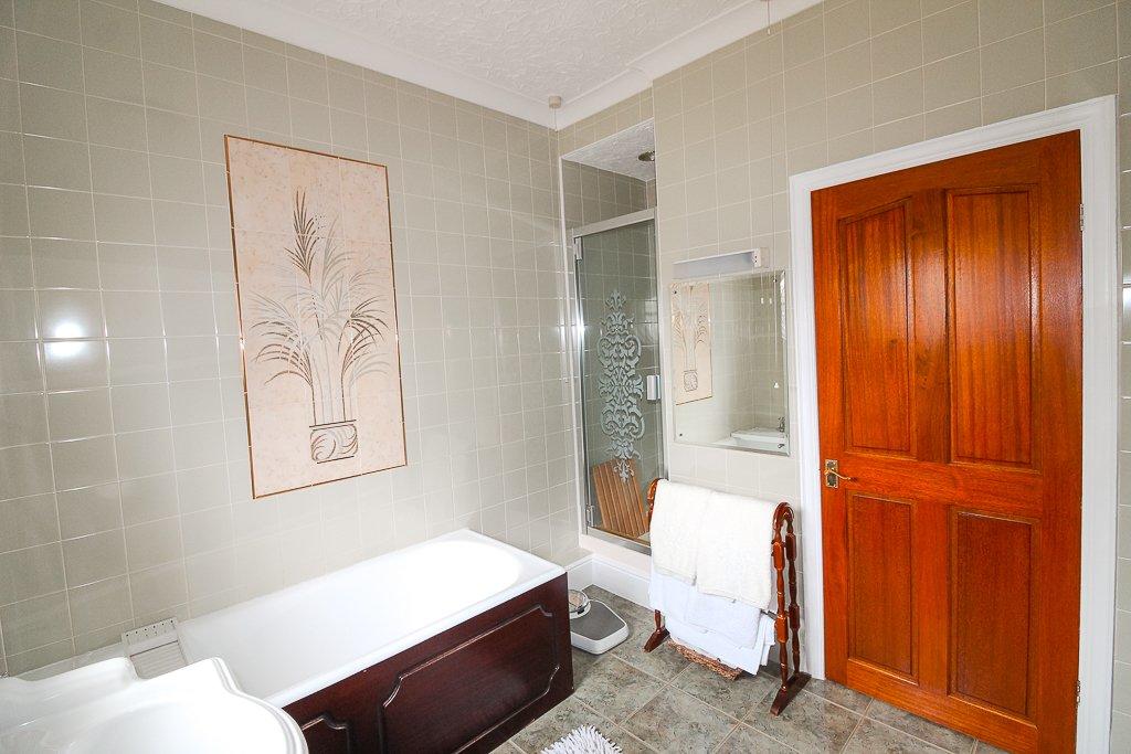 4 bedroom bungalow for sale in Summer Lane, Wombwell, Barnsley, South Yorkshire, S73
