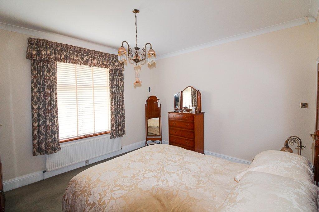 4 bedroom bungalow for sale in Summer Lane, Wombwell, Barnsley, South Yorkshire, S73