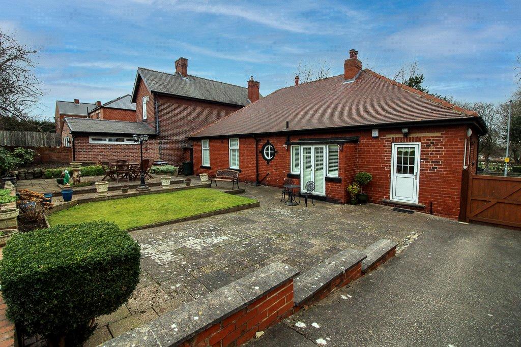 4 bedroom bungalow for sale in Summer Lane, Wombwell, Barnsley, South Yorkshire, S73