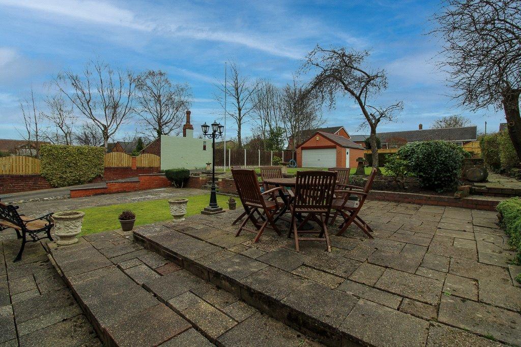 4 bedroom bungalow for sale in Summer Lane, Wombwell, Barnsley, South Yorkshire, S73