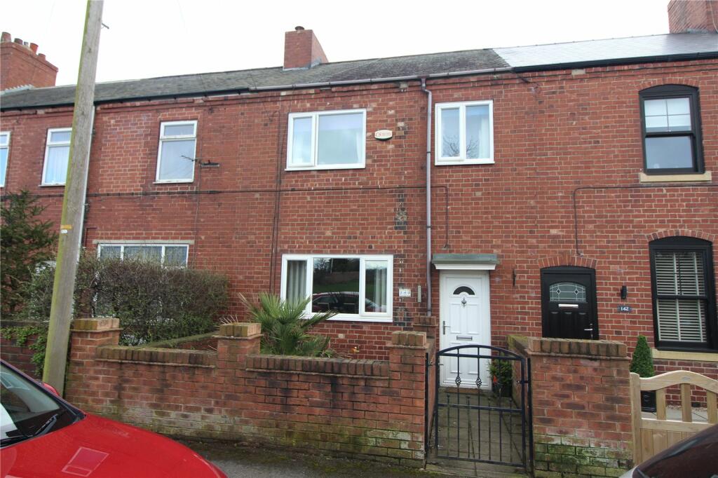 3 bedroom terraced house for sale in Everill Gate Lane, Wombwell