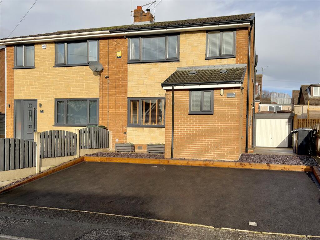 Main image of property: Springfield Crescent, Darfield, Barnsley, South Yorkshire, S73