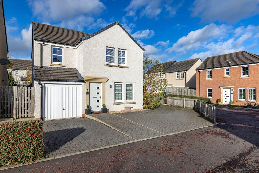 Main image of property: 21 Kingfisher Grove, Galashiels, TD1 2QH