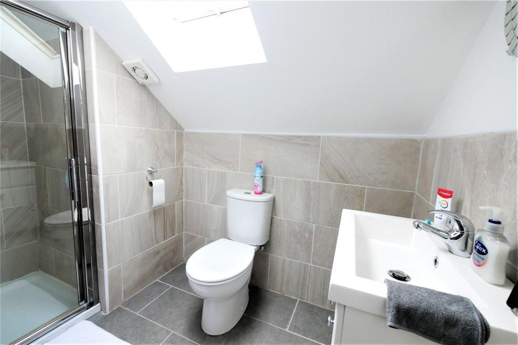 3 bedroom detached house for sale in Henshaw Avenue, SuttononSea