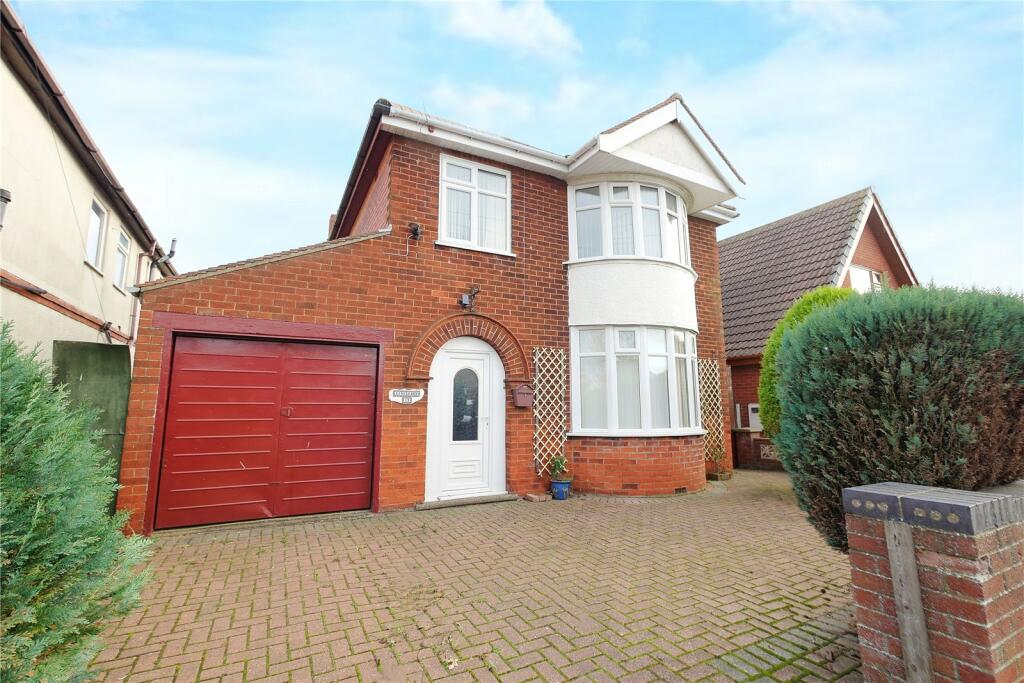 3 bedroom detached house