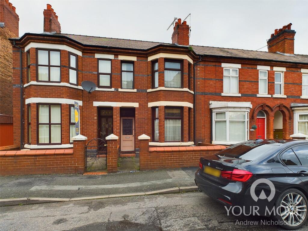 3 bedroom terraced house for sale in Earle Street, Crewe, Cheshire, CW1