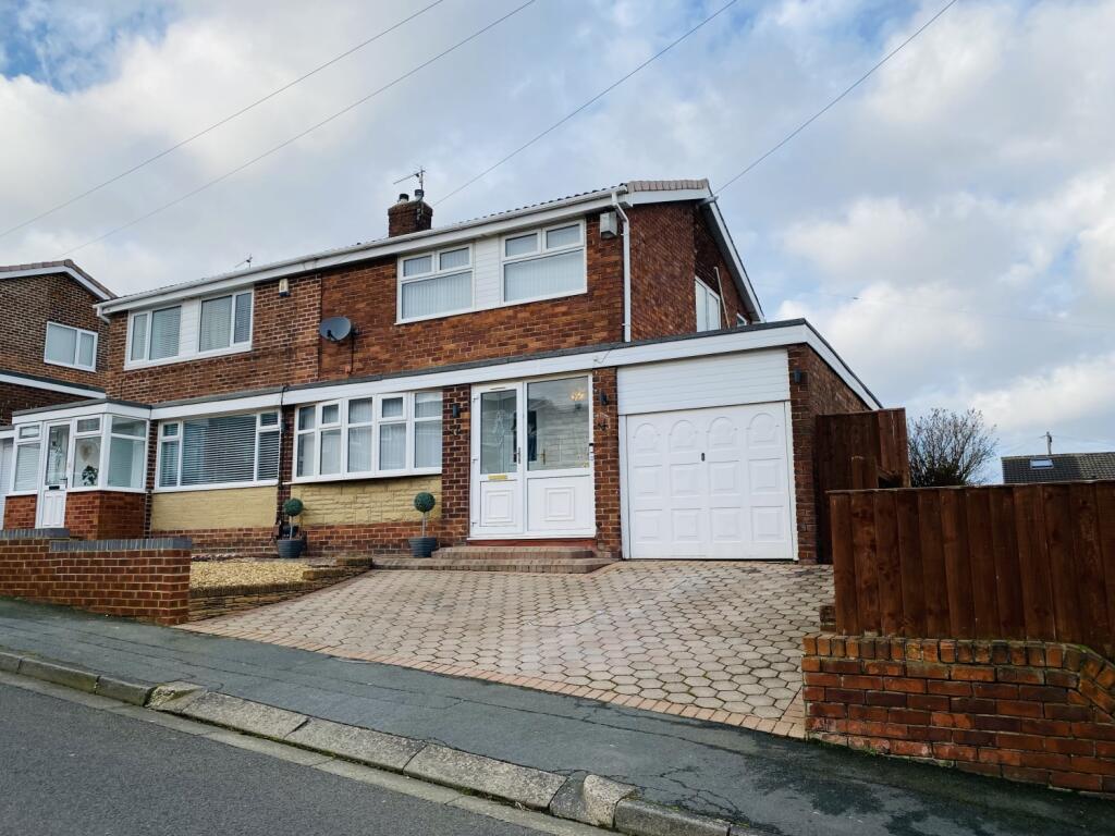 3 bedroom semidetached house for sale in Vicarage Close, Silksworth