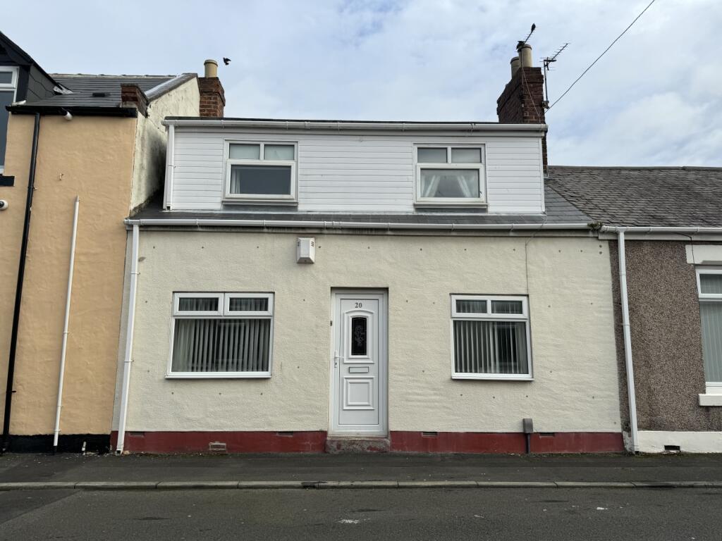 2 bedroom terraced house for sale in Pickard Street, Millfield