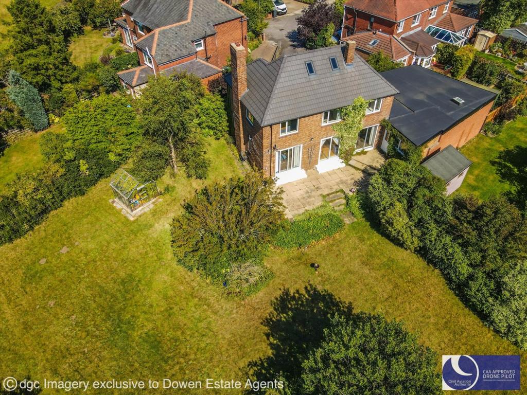 4 bedroom detached house for sale in Moor Edge, Crossgate Moor, DH1