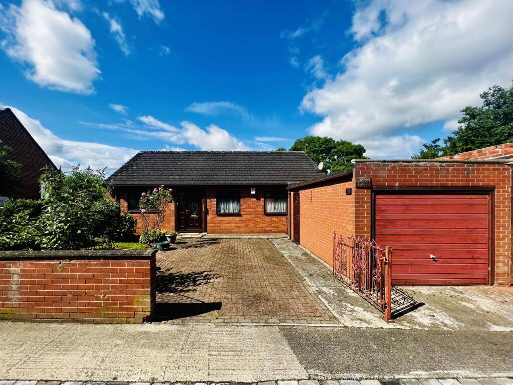 3 bedroom detached bungalow for sale in Durham Road West, Bowburn, Durham, County Durham, DH6