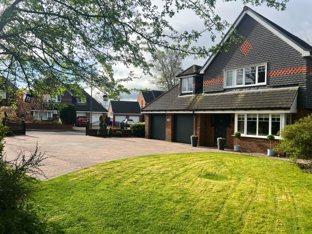 4 bedroom detached house for sale in Kirbys Drive, Bowburn, Durham