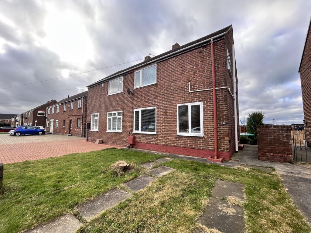 2 bedroom semidetached house for sale in Cummings Avenue, Sherburn