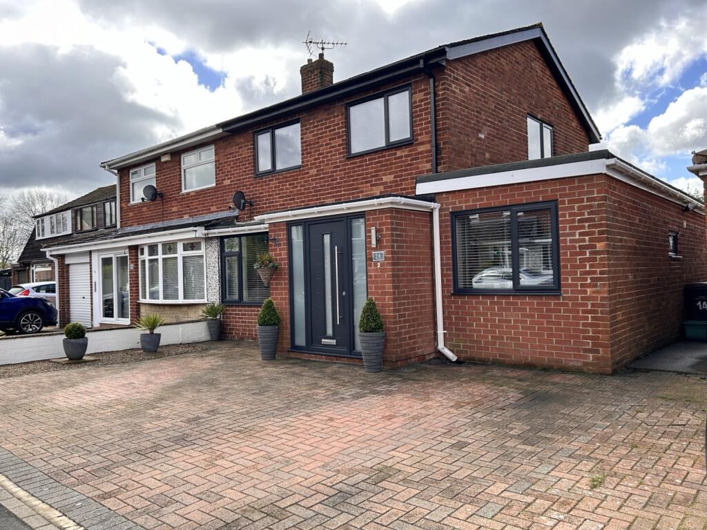 4 bedroom semidetached house for sale in Hylton Road, Durham, County